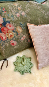 COUSSIN LIN WABI SABI POMPADOUR LAURIER 40x60 CM - MAISON DE VACANCES