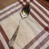 CUILLÈRE EN ARGENT - REINE DU JOUR