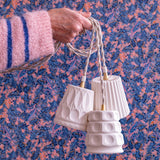 LISEUSE CLAUDETTE - SANDRINE TORTIKIAN