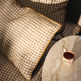 COUSSIN JACQUARD BISTROT IN & OUTDOOR AMBRE 40X60 - MAISON DE VACANCES