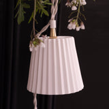 LISEUSE CLAUDINE - SANDRINE TORTIKIAN