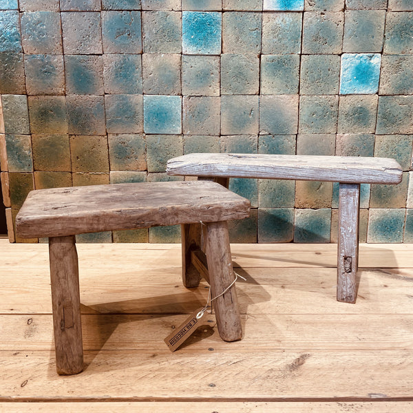TABOURET ANCIEN PETIT MODÈLE