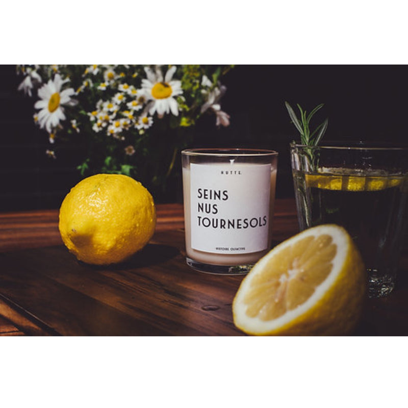 BOUGIE SEINS NUS TOURNESOLS